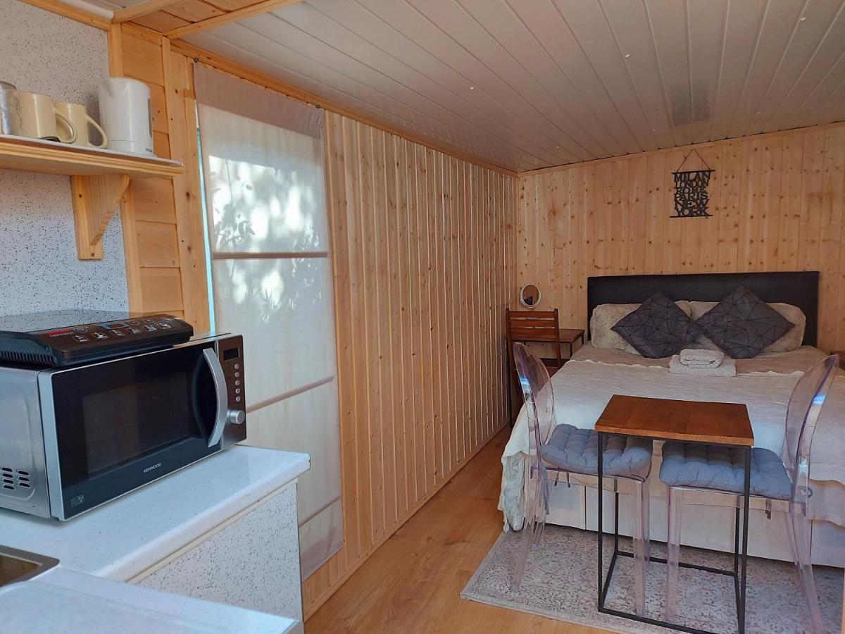 Pretty Studio With A Private Terrace London Exteriör bild